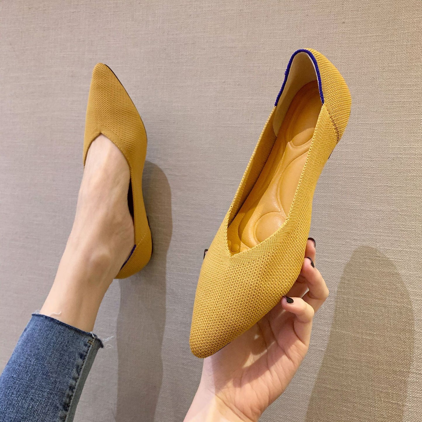 Shallow Mouth Flying Knit Shoes Pointed Toe Flat Knit Egg Roll
