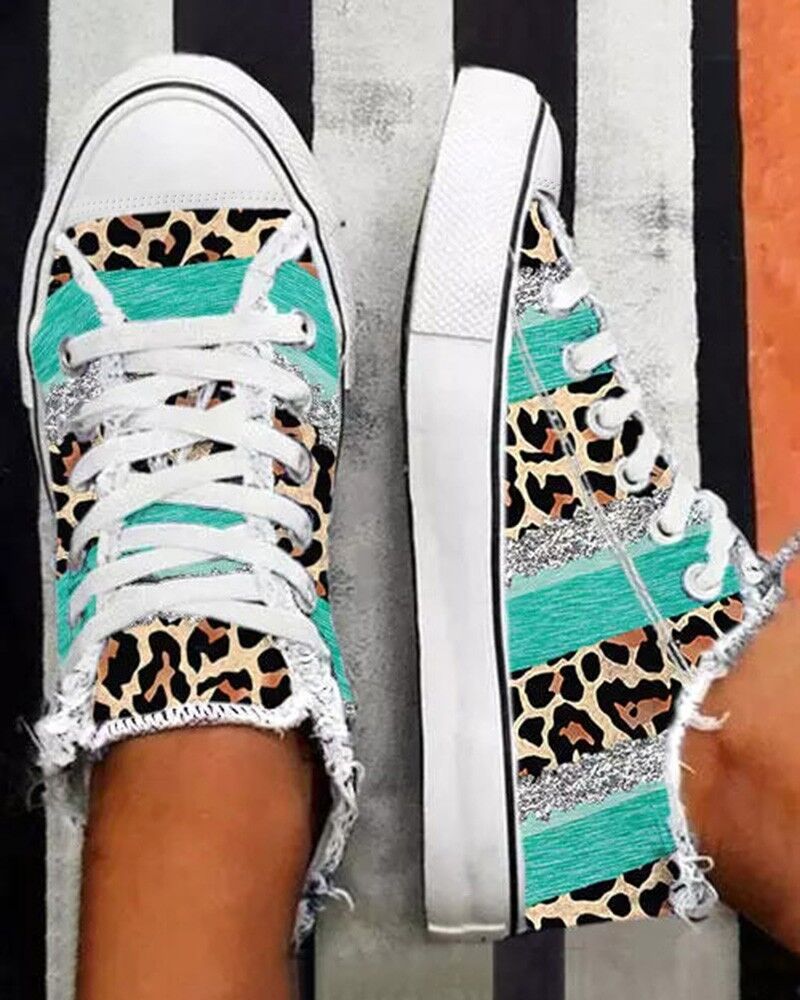 Leopard Print 3D Printed Color Matching Casual Flat Bottomed Canvas Shoes