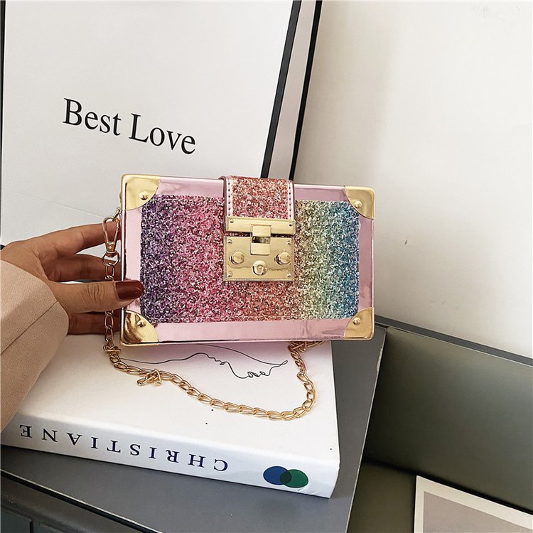 Personalized Gradient Color Sequins Ladies Chain Pouch