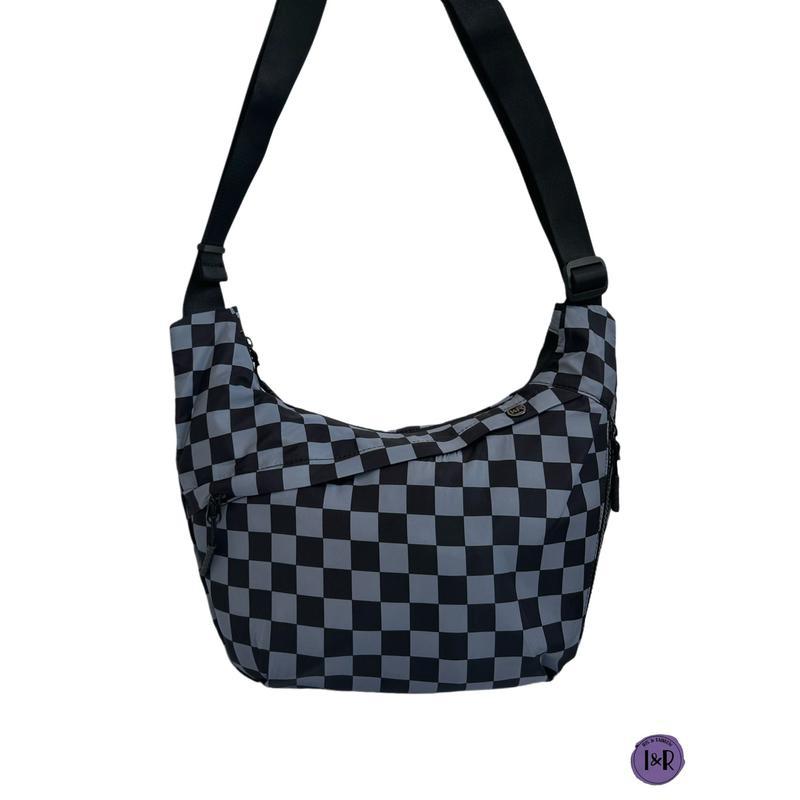 Shoulder Strap And Modern Design