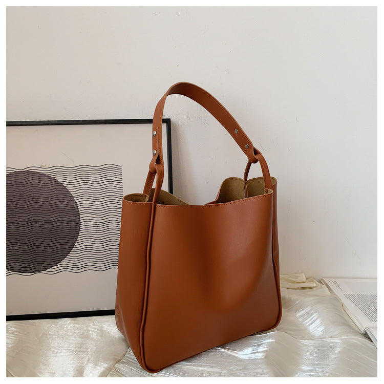Women's Fashion Vintage Solid Colour Large Capacity Shoulder Bag
