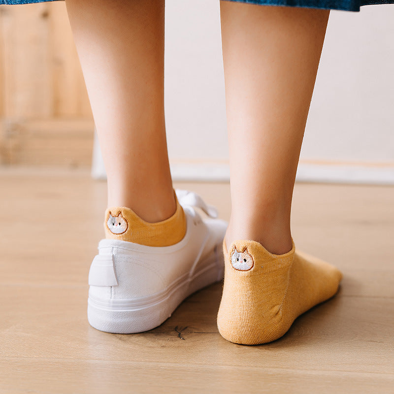 New Cotton Embroidery Cartoon Cat Shallow Mouth Ladies Socks