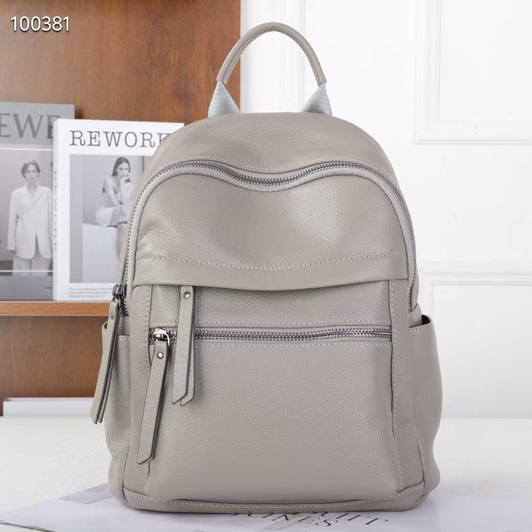 Women's Backpack Large Capacity New Fashionable And Easy-to-match Soft Leather