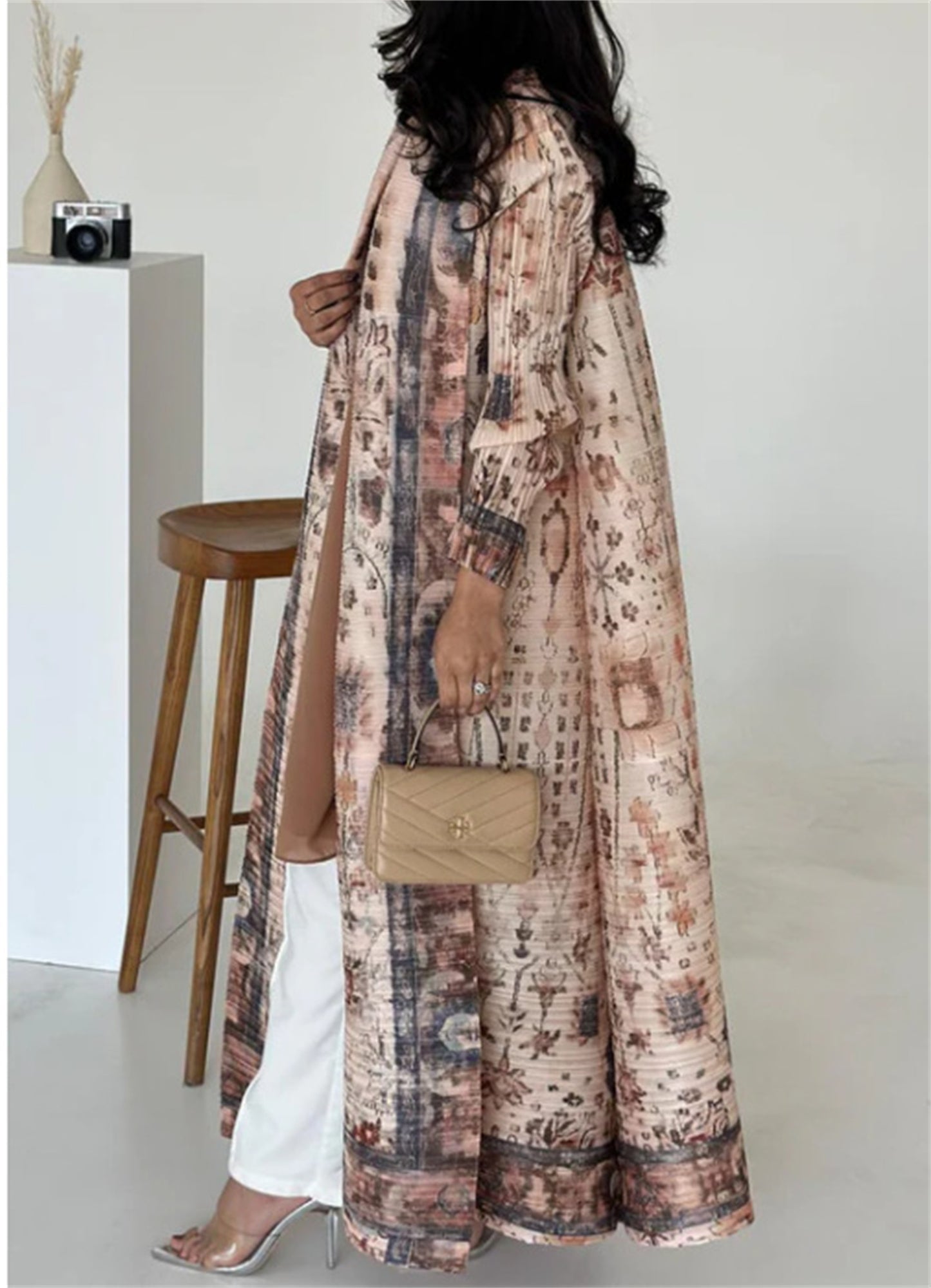 Women's Temperament Cardigan A Bai Ya Robe