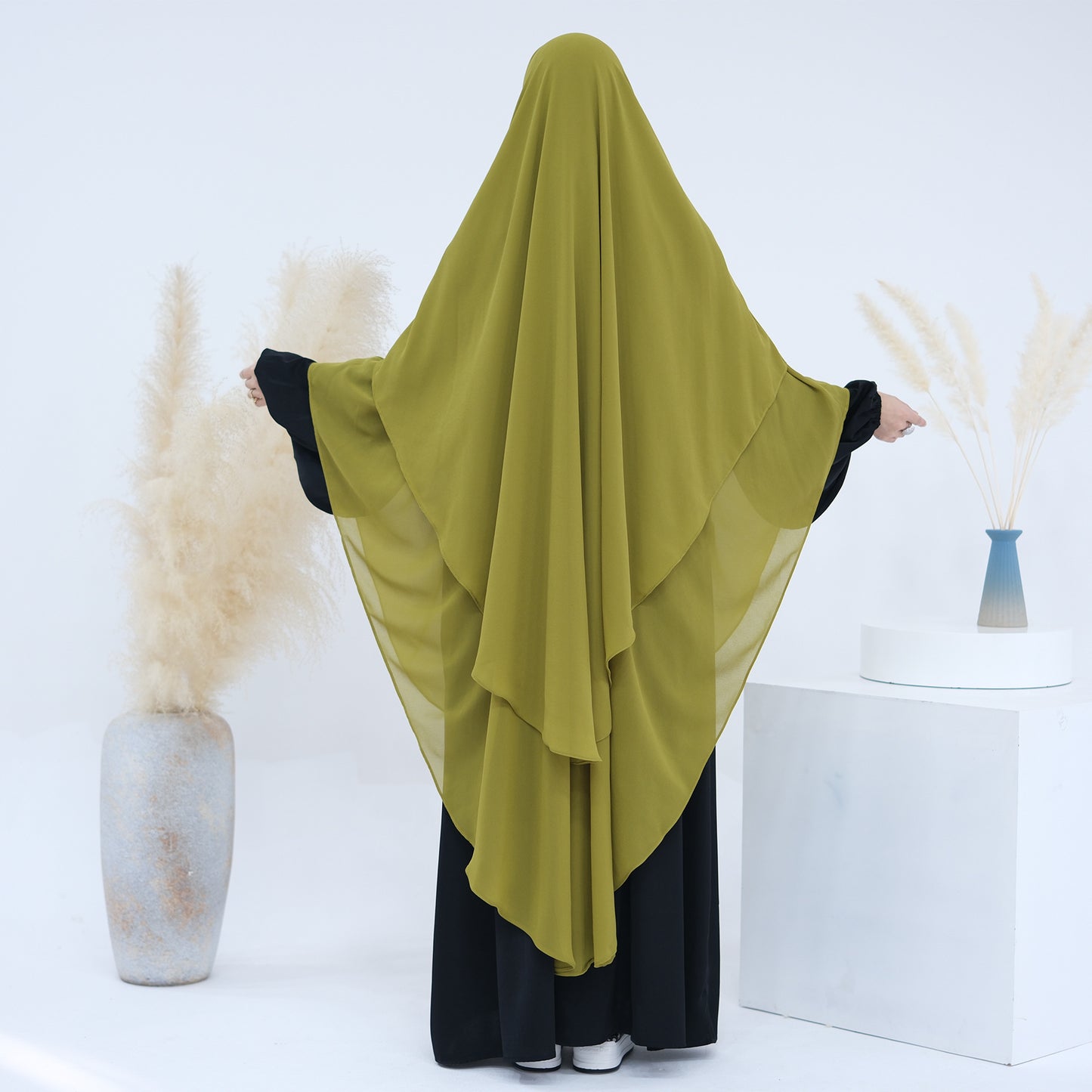 Big Swing Headscarf Middle East Solid Color