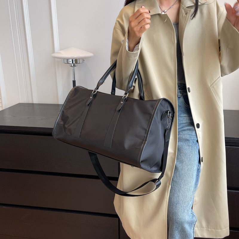 Large Capacity Waterproof And Foldable Female Hand-held Luggage Bag