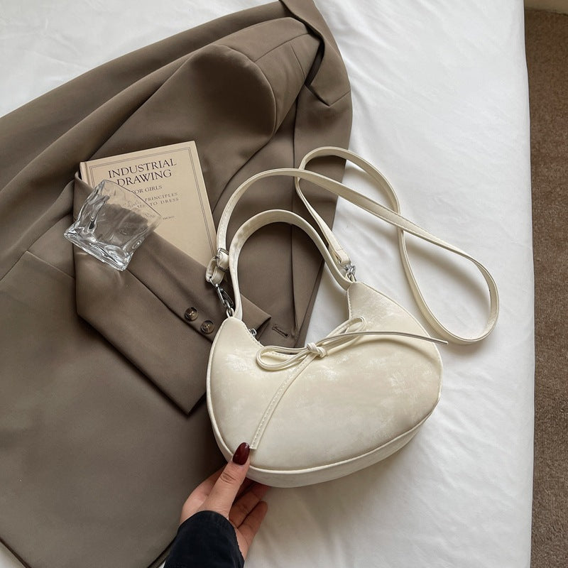 Design-forward Underarmshoulder Bag