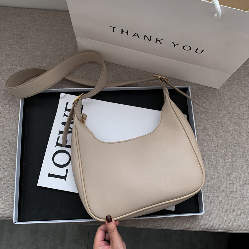 Simple And Versatile Crescent Shoulder Crossbody Dumpling Bag
