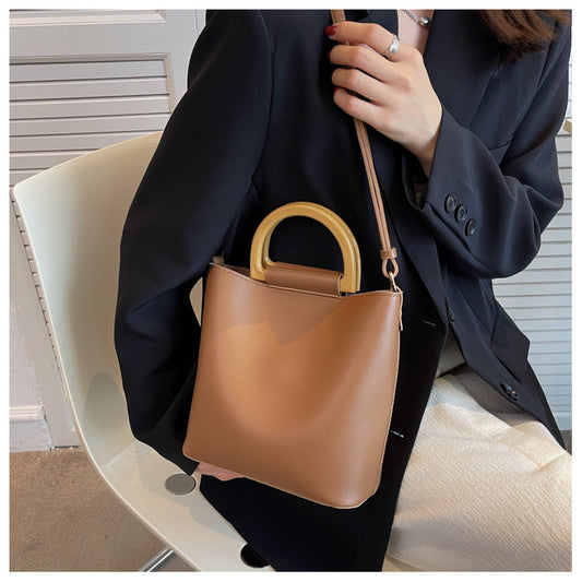 One Shoulder Cross Portable Bucket Bag