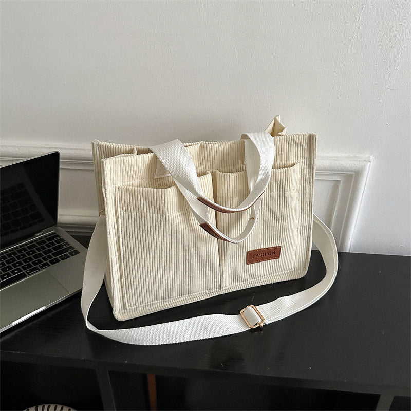 Large Capacity Fashion Western Style Shoulder Bag