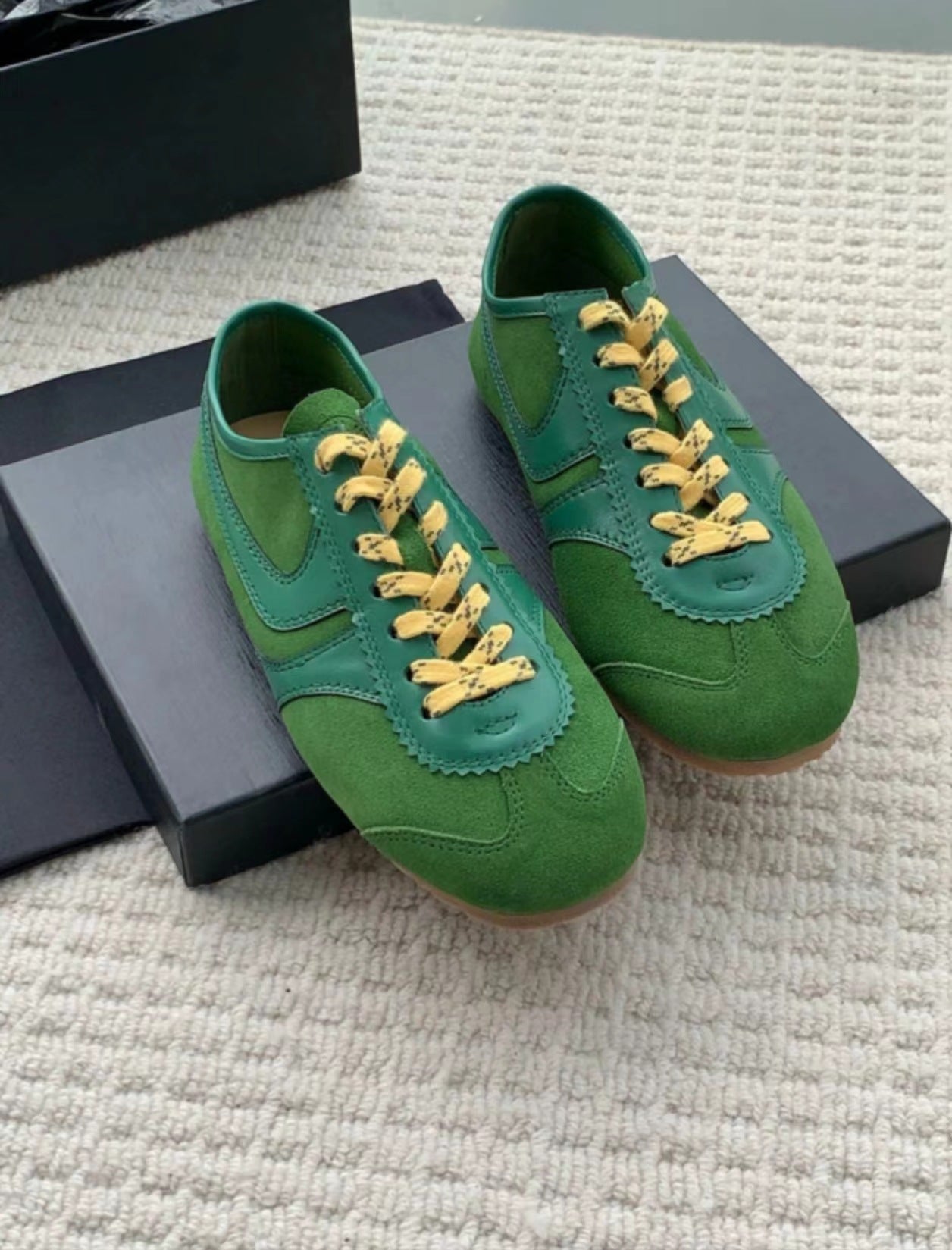 Genuine Leather Retro Women's New Autumn Casual Versatile Sneakers