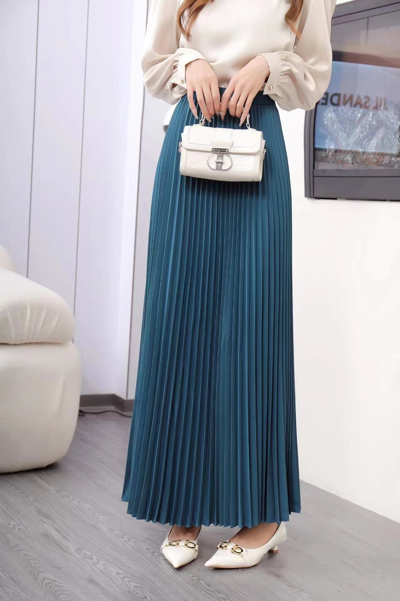 Womens Pleated Maxi Skirt Early Spring New Arrival