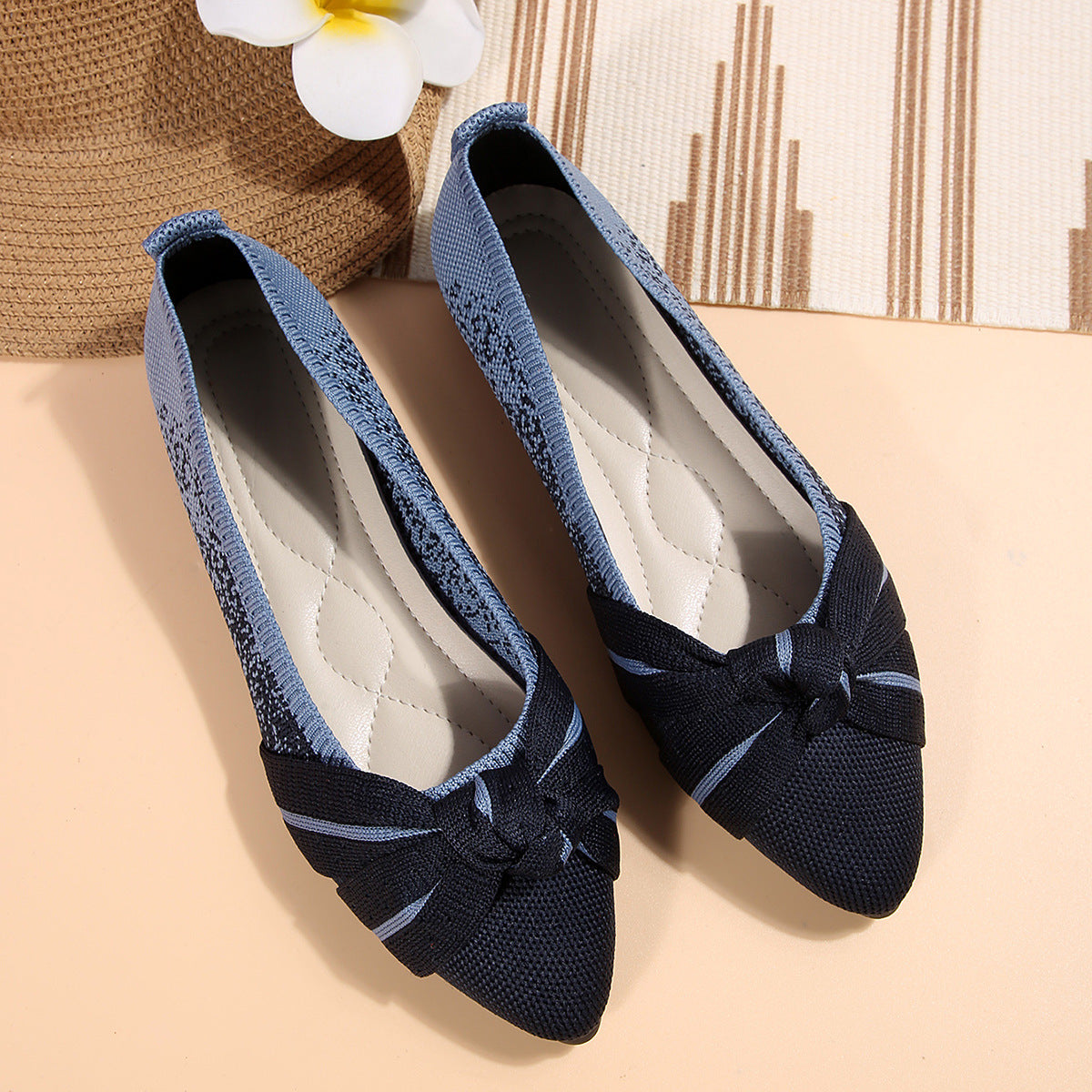 Womens Fashionable Slip-on Breathable Flat Shoes With A Bow