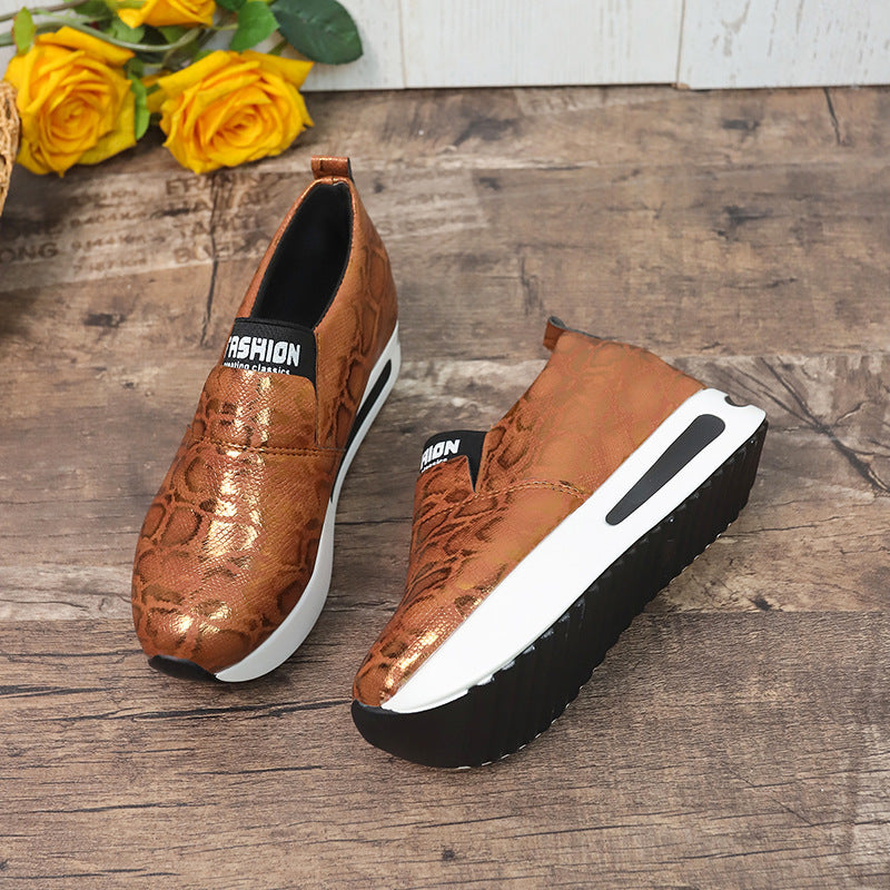 Plus Size Shallow Mouth  Height Increasing Insole Platform Women's Sports Pumps Women's Shoes