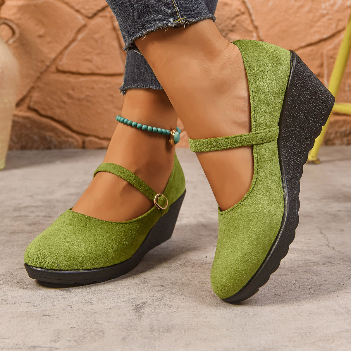 Solid-color Thick-soled Low-cut Comfortable Suede Round-toe Womens Shoes
