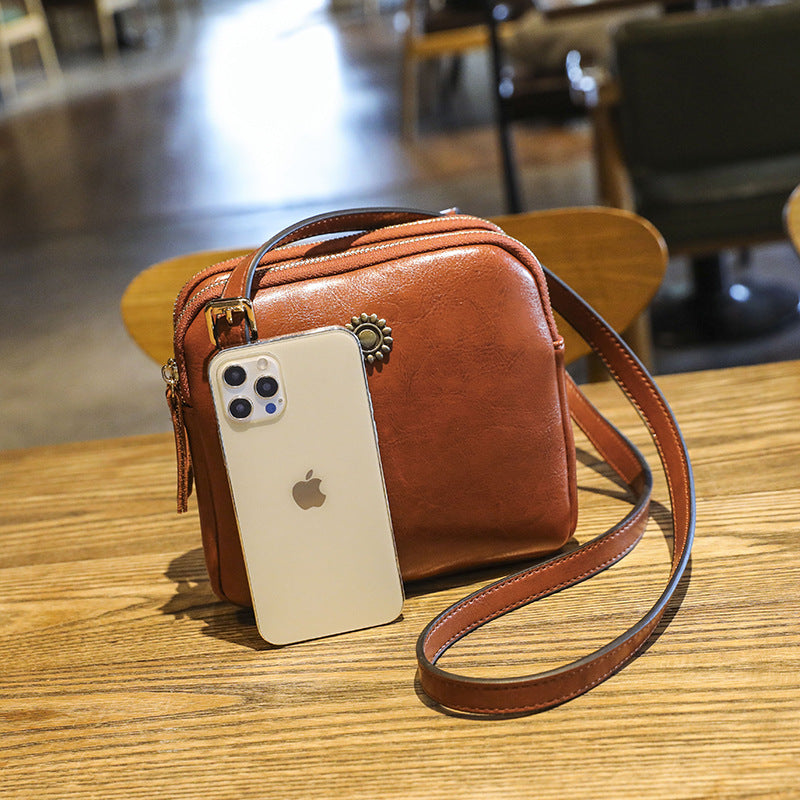 Women's Double-layer Zipper Oil Wax Leather One-shoulder Diagonal Bag