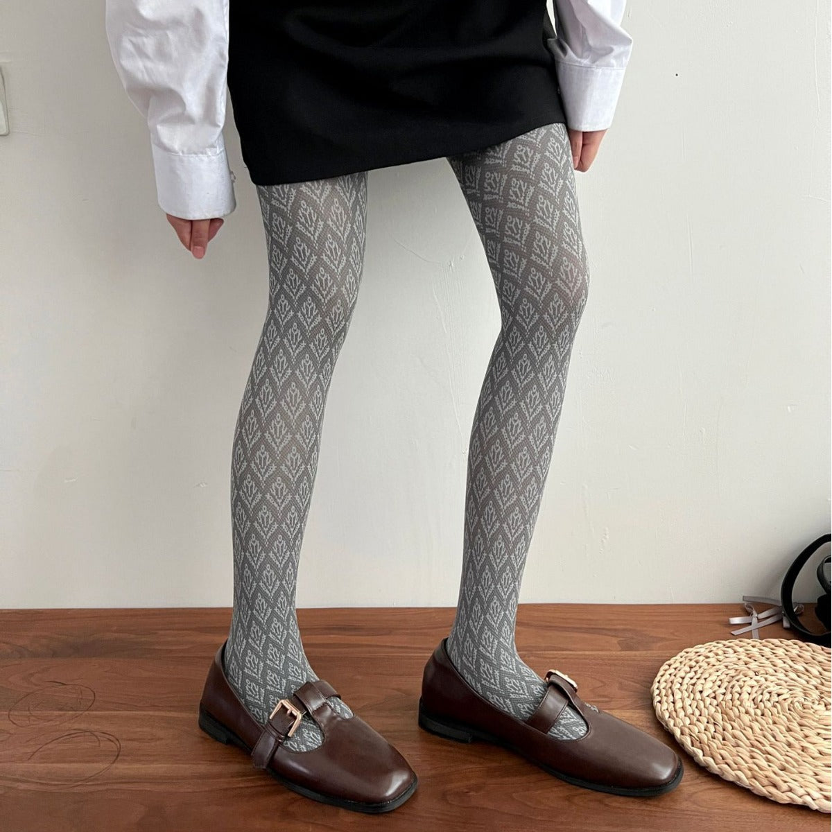 Japanese-style Retro Dark Floral Autumn Slimming White Tights
