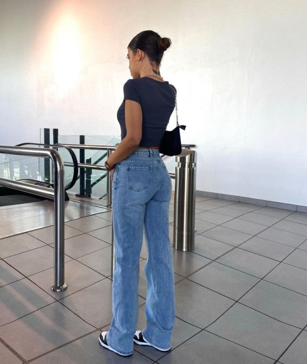 Lyseblå Jeans med personligt design, knapper og lige ben