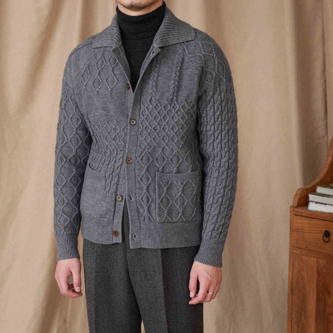 Moderigtig tyk cardigan-sweater vintage jacquardjakke