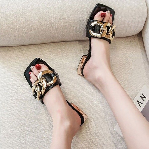 Large Size 34-43 Sandals Women's New Retro Chain Flat Shoes Niche Outdoor Slippers Women's Shoes