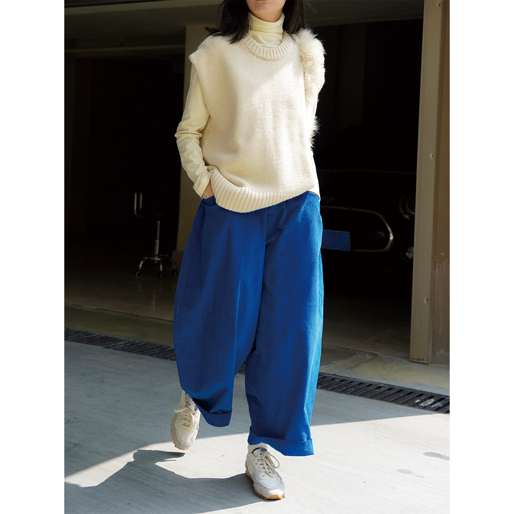 Corduroy Casual Pants With A Relaxed Slimming Fit And Elastic Waist For Women