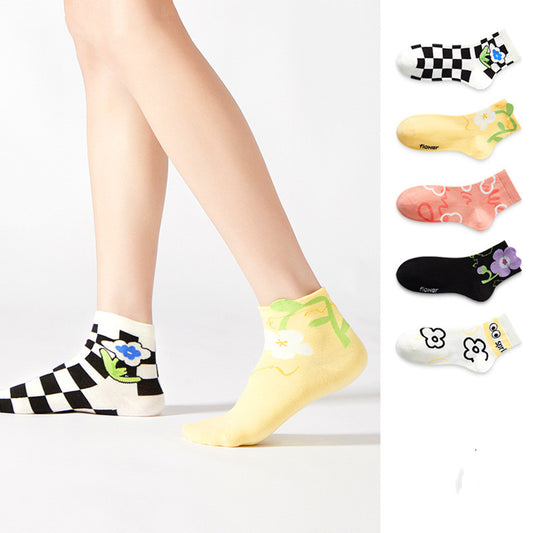 Women's Simple Short Branch Leaf Three-dimensional Tulip Flower Cotton Socks