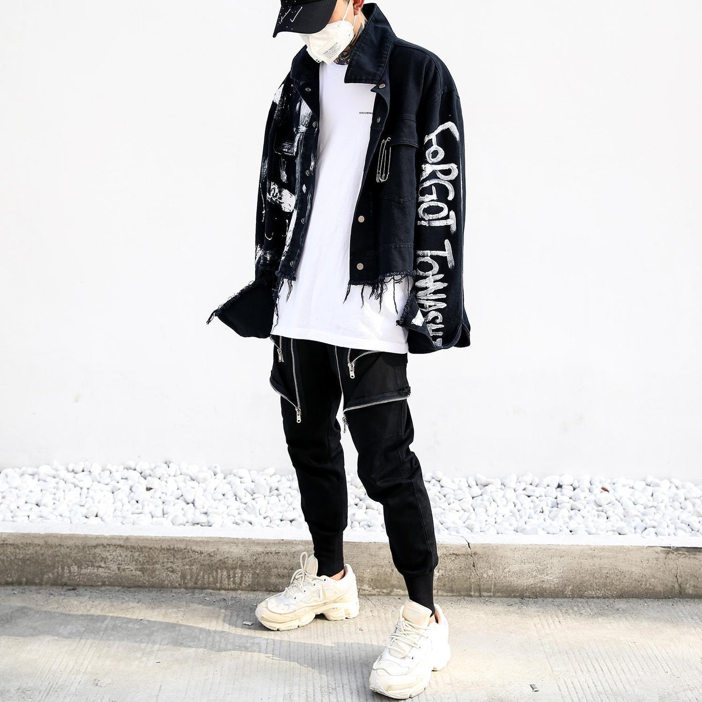 Loose Doodle Hand Drawn Washed Destroyed Big Pin Couple Denim Jacket Coat