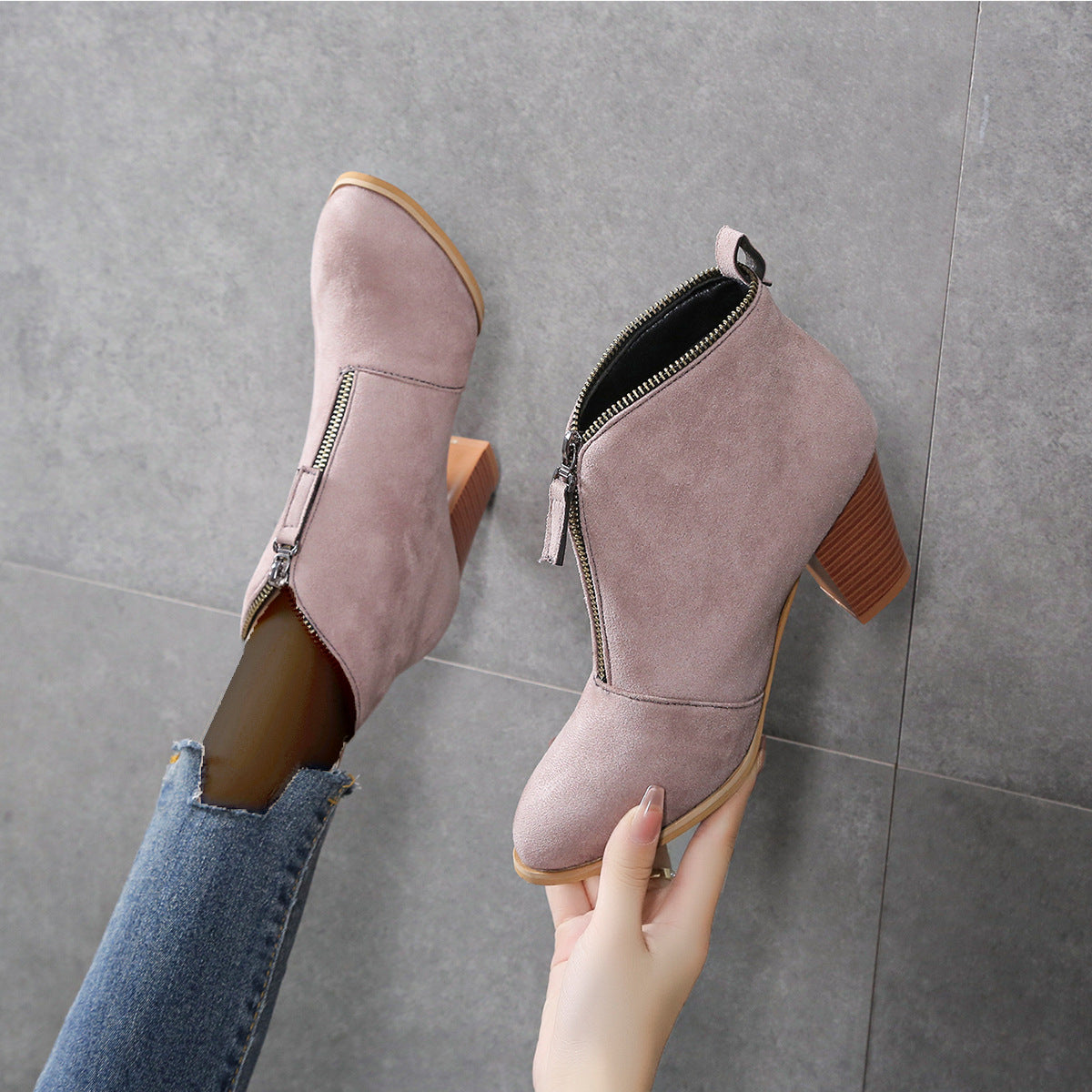 Women's Fashion Frosted Retro Coarse Heel Martin Boots