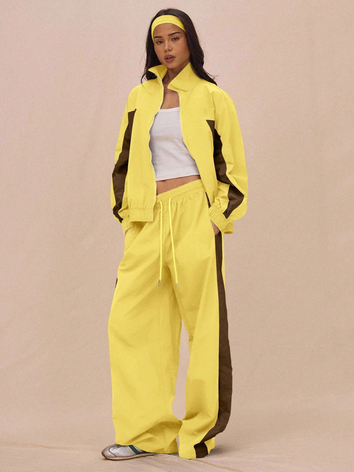 Stylish Womens Striped Zip-Up Jacket And Lace-Up Pants Set