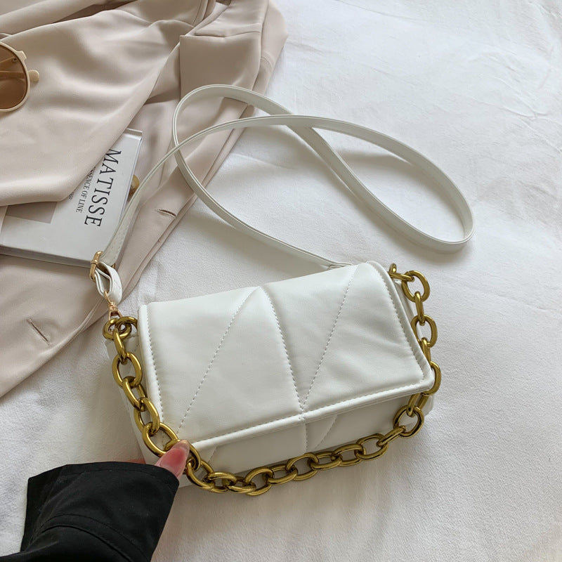 Niche Design Diamond Chain Bag