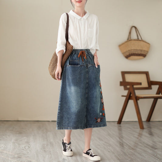 Vintage Embroidered Hole Denim Skirt Spring And Autumn New Style