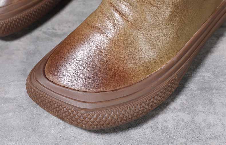 Women's Retro Top Layer Cowhide Martin Boots