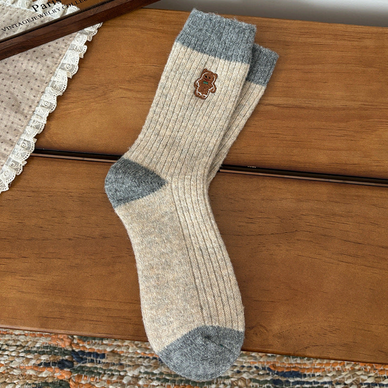 Cute Retro Embroidered Christmas Wool Mid-Calf Socks