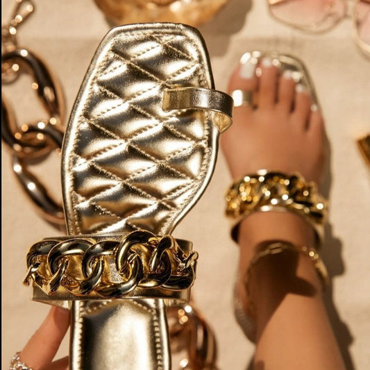 Summer New Style Slippers Flat Bottom Solid Color Metal Chain