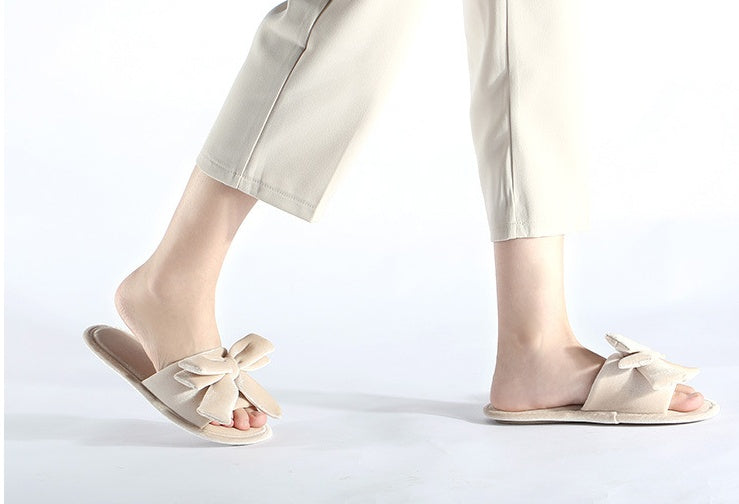 Rubber Bow Slippers Can Be Washed At Home