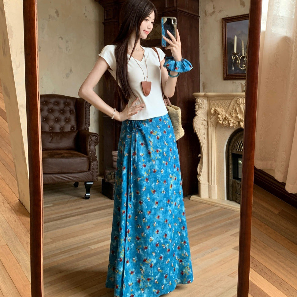 Fashionable V-neck Short-Sleeve Top And Skirt Set For Women