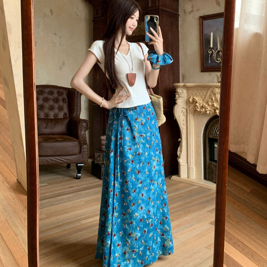Fashionable V-neck Short-Sleeve Top And Skirt Set For Women