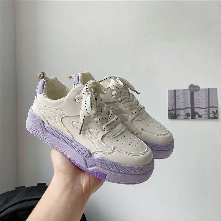 Alsidige Retro In Trendy Sneakers med Høj Æstetik