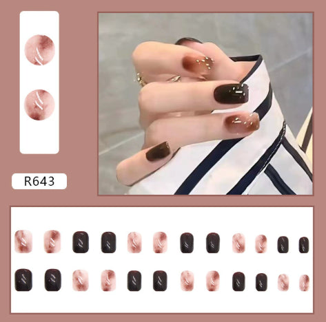 Simple Color-Block Nail Art For A Fairer Look 24-piece Wearable Nail Tips With Gradient Design