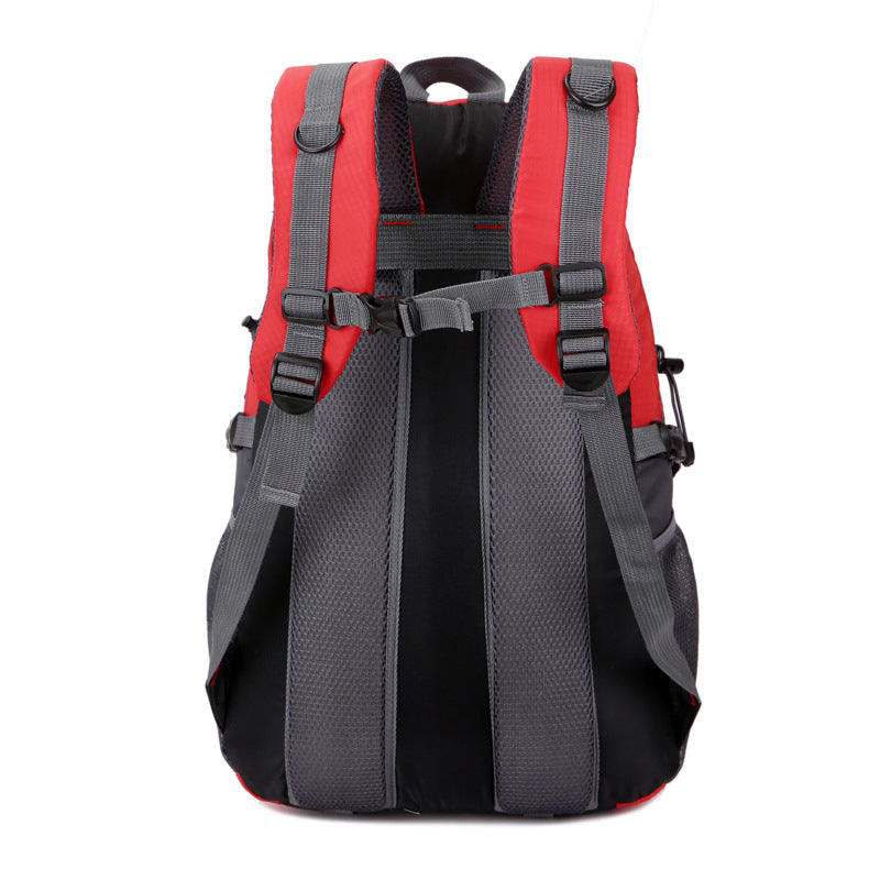 outdoor mountaineering bag