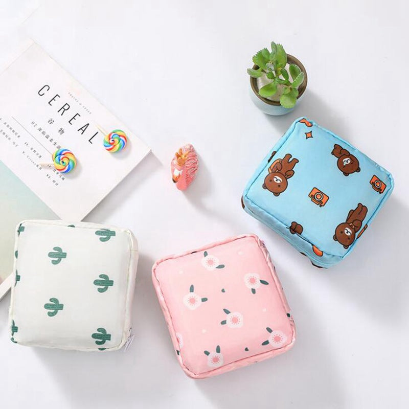 Sanitary napkin aunt towel storage bag girl heart portable