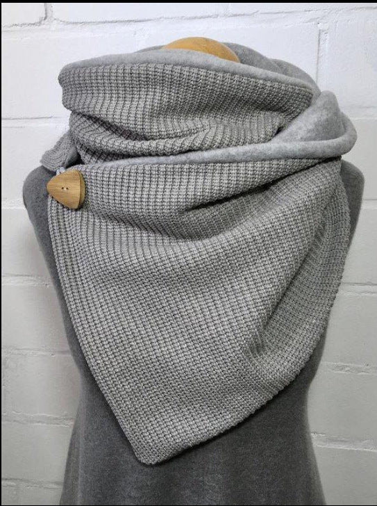 Cashew Flower Pattern Triangle Neck Scarf