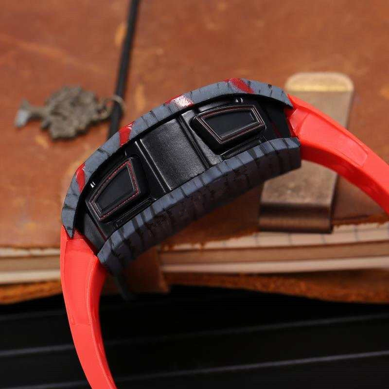 Quartz Round Universal Ordinary Pin Buckle Watch