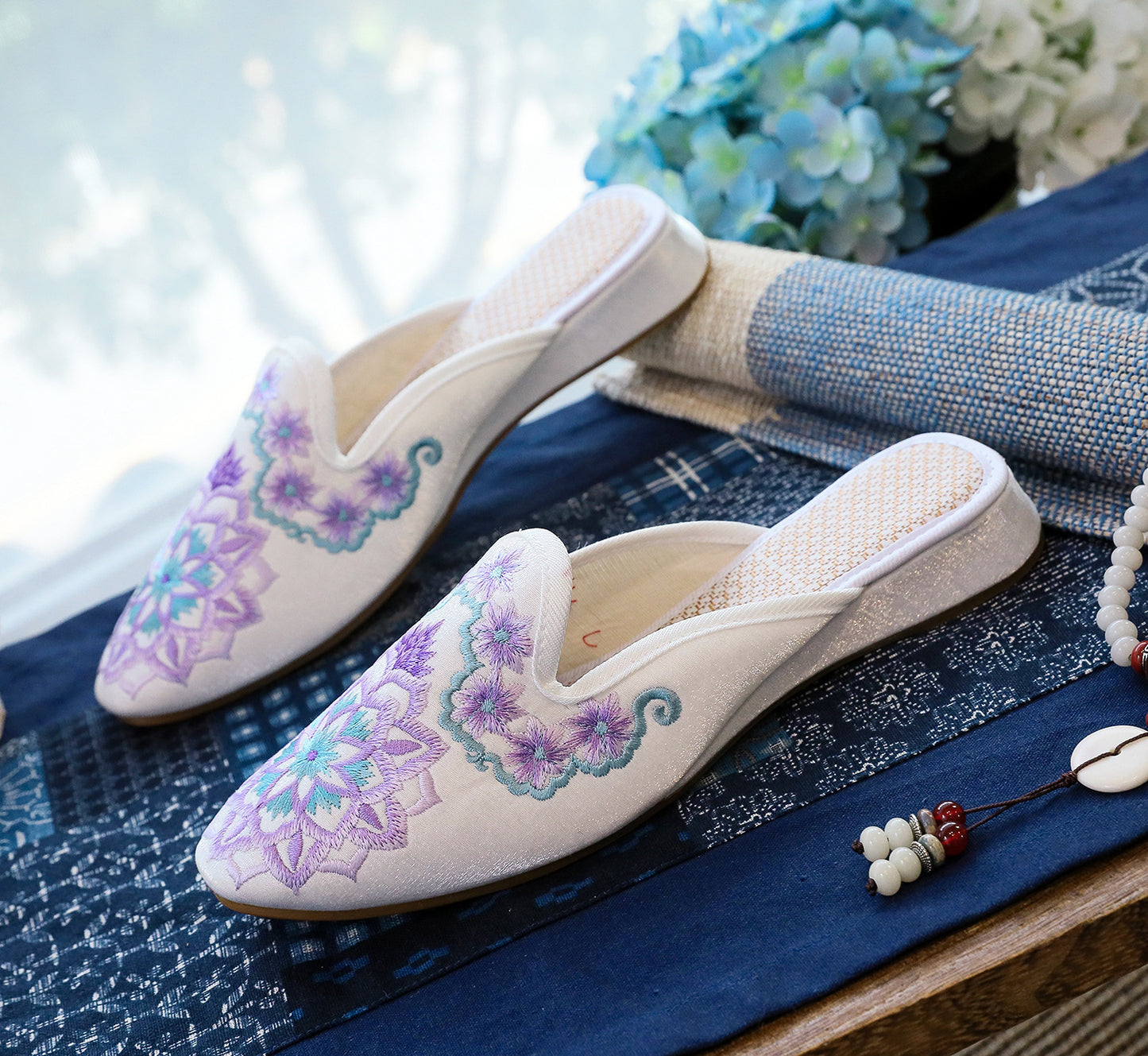 Satin Embroidered Low Heel Hanfu Shoes Cheongsam Slippers