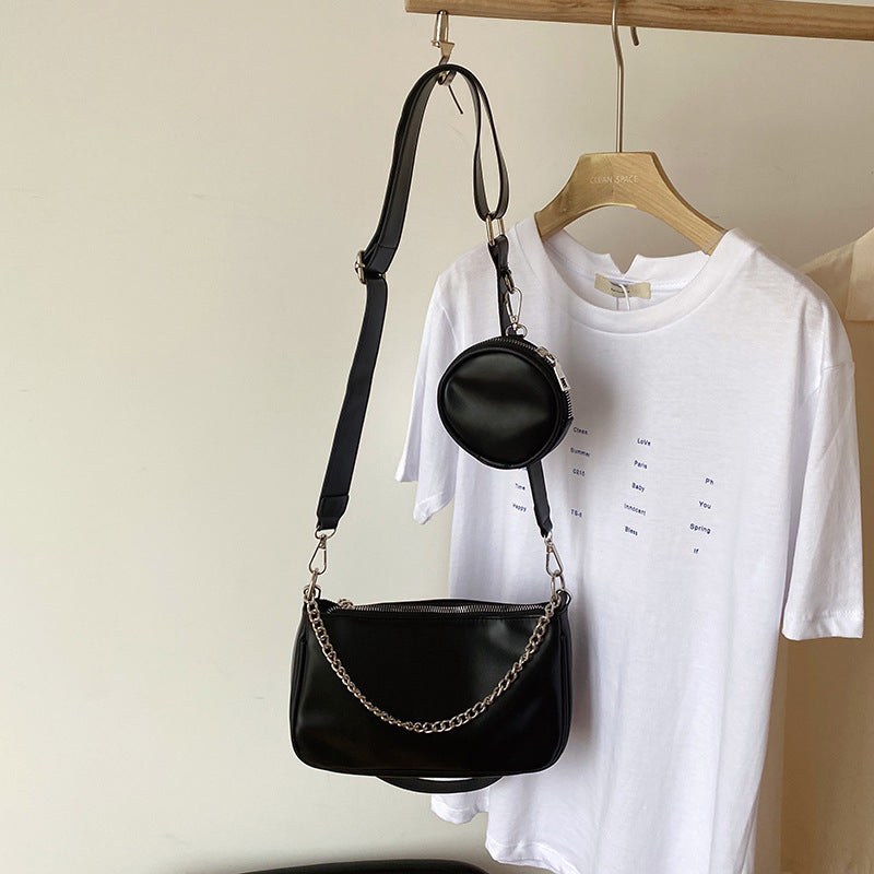 Retro Playful Cool Handsome Chain Armpit Bag