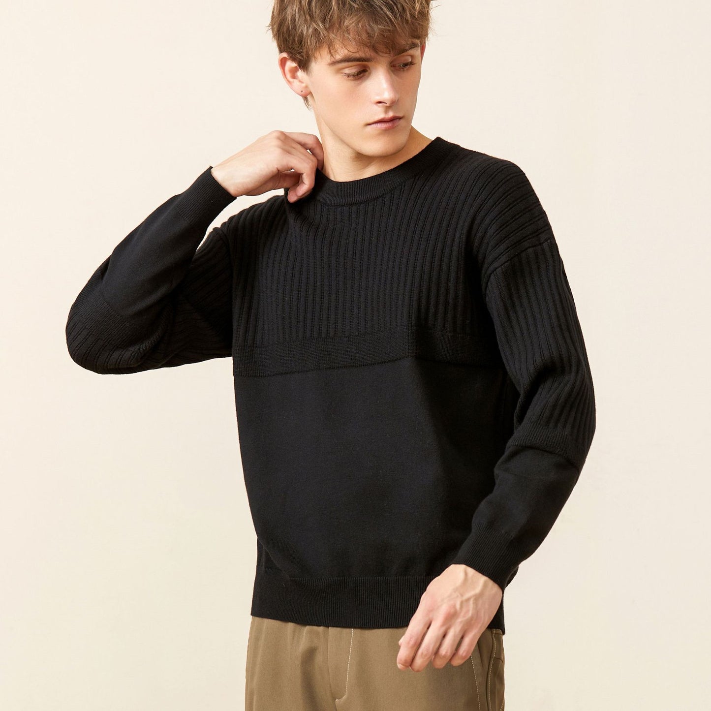 Youth Commuter All-match Round Neck Pullover Men's Sweater