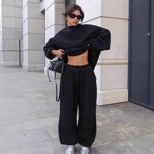 European And American Street Fashion Black Round Neck Sweater