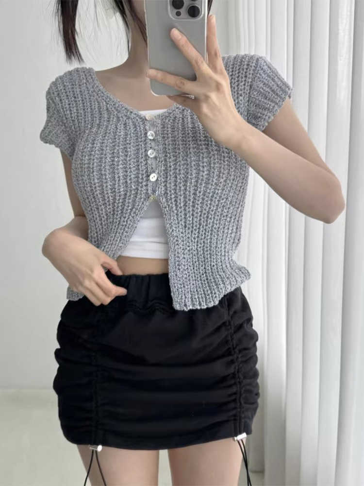 V-neck Small Breasted Split Short-sleeved Sweater Top