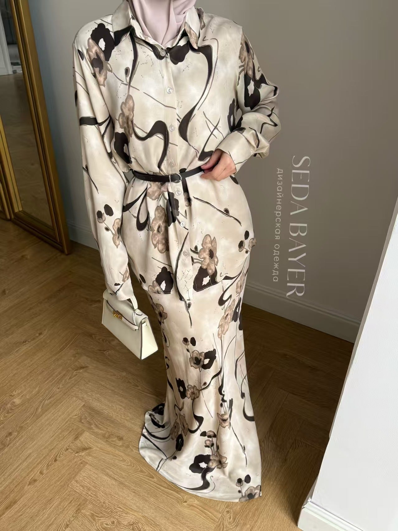 Women's Fashion Satin Printed Skirt Set