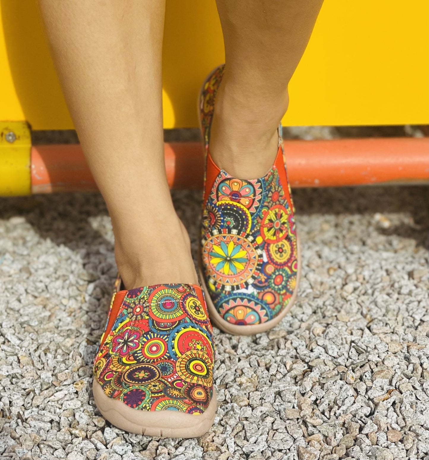 Autumn Holiday Day Travel Slip-on Comfortable Cloth Shoes